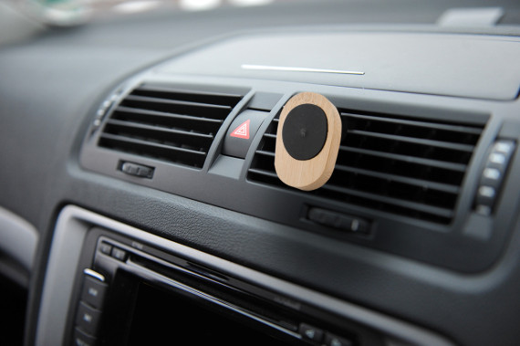 Boovent stojánek na mobil do auta
