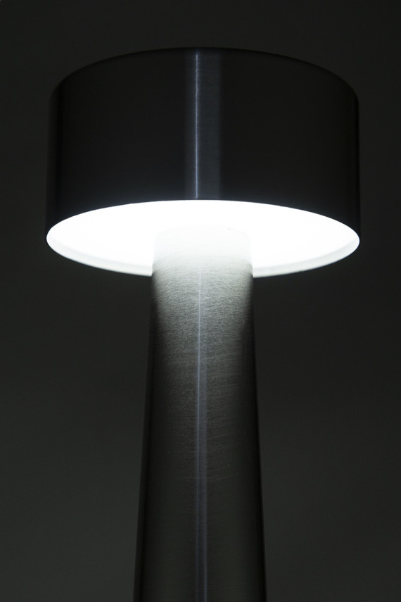 Flanagan stolní lampa