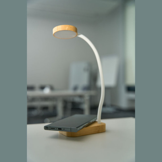 Lampa s bezdrátovou nabíječkou Tomsk