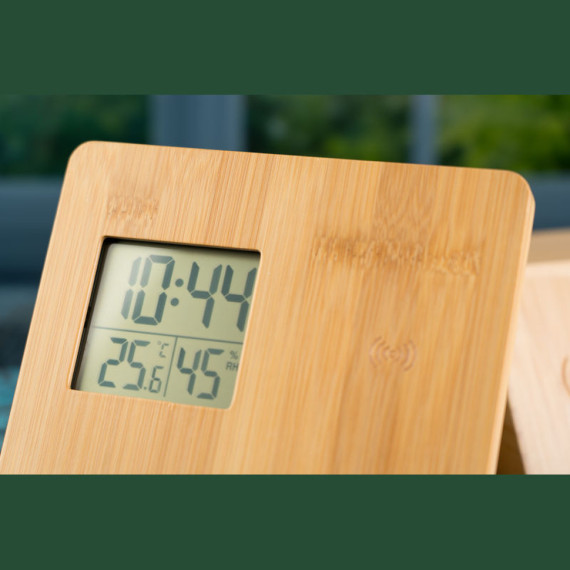 Meteorologická a nabíjecí stanice Granada