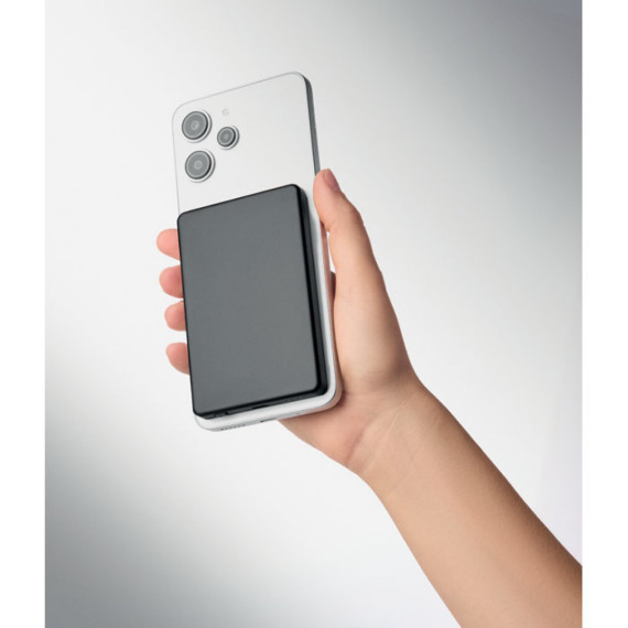CORE, Magnet. powerbanka 5000mAh 15W