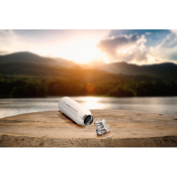 RAGNAR. Dvoustěnná vakuově izolovaná lahev z nerezové oceli (36 % recyklované), 570 ml