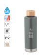 NORRE BOTTLE. Dvoustěnná vakuově izolovaná láhev z nerezové oceli (36% recyklace) 640 mL