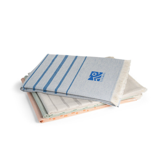 CAPLAN. Multifunkční ručník (260 g/m²) vyrobený z lehké a odolné bavlny (90 %) a recyklované bavlny (10 %)