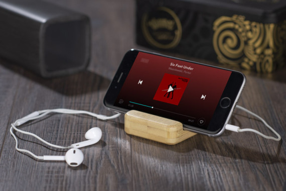 Bambusový stojan na telefon TILE