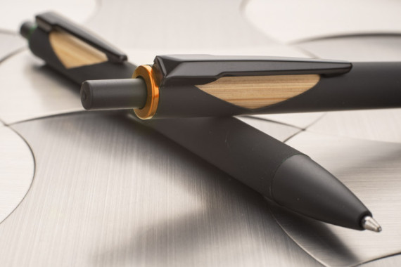 Kuličkové pero FRANK