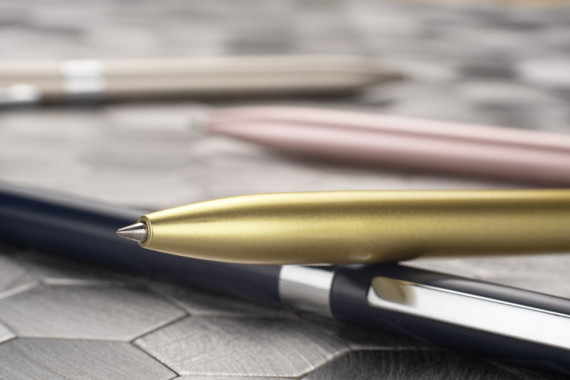 Gelové pero GELLE černá náplní