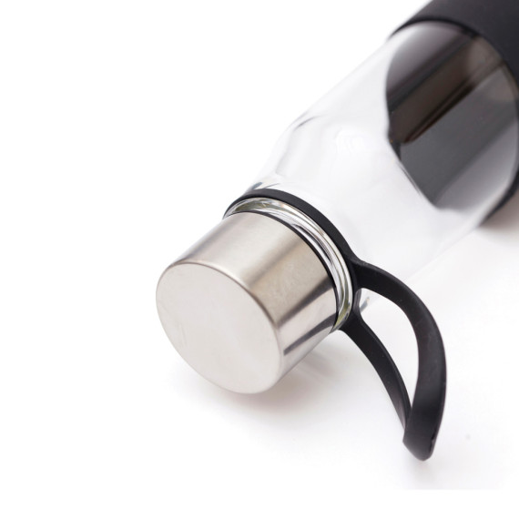 Štíhlá skleněná láhev na vodu VINGA