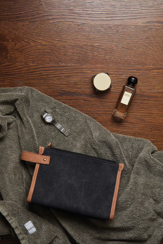 Toaletní taška VINGA Bosler z GRS recykl. canvas