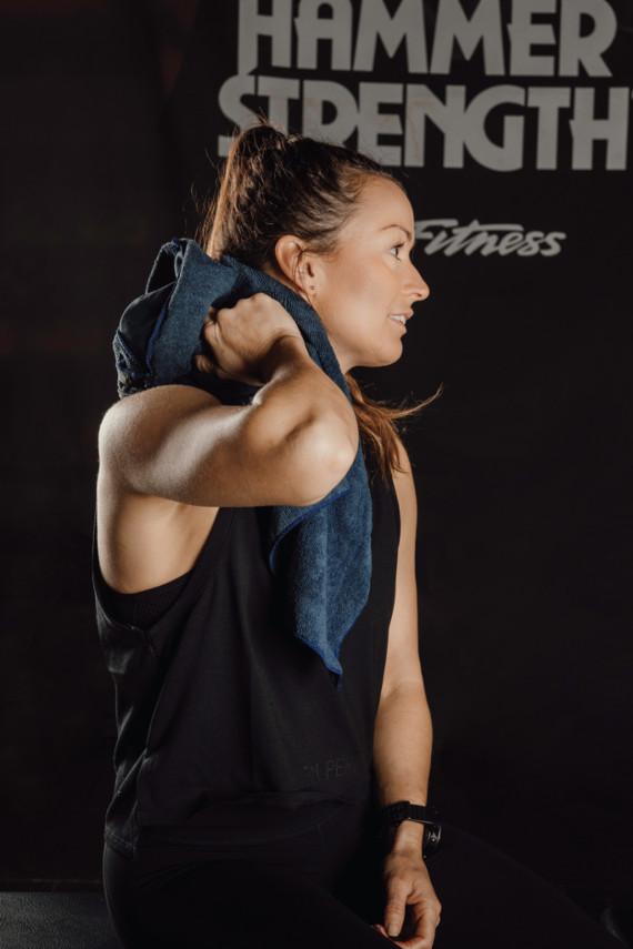 Sportovní ručník VINGA z GRS RPET 40x80cm