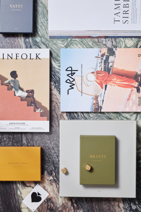 Hra na konferenční stolek VINGA Bratzy