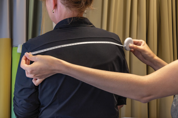 Krejčovský metr z RCS recyklovaného plastu