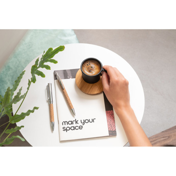 NATURA. Kuličkové pero z korku a recyklovaný hliník (100 % rAL) s klipem