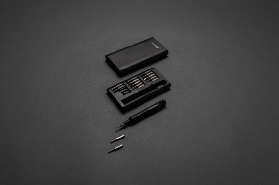 Sada precizních šroubováků 31 v 1 Gear X