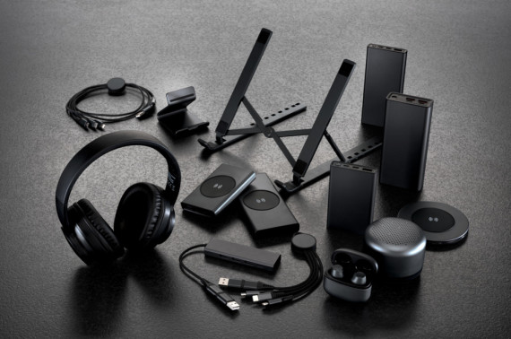 Nabíjecí kabel 6 v 1 Terra 120cm z RCS recykl. hliníku a TPE