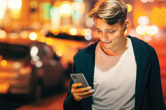 TWS sluchátka Motorola MOTO 85 IPX5