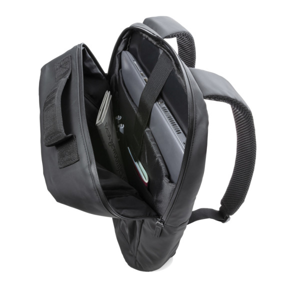 Černý batoh na 15,6" notebook Fashion PVC free