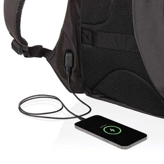 Nedobytný batoh na 15.6" notebook Swiss Peak z RPET AWARE™