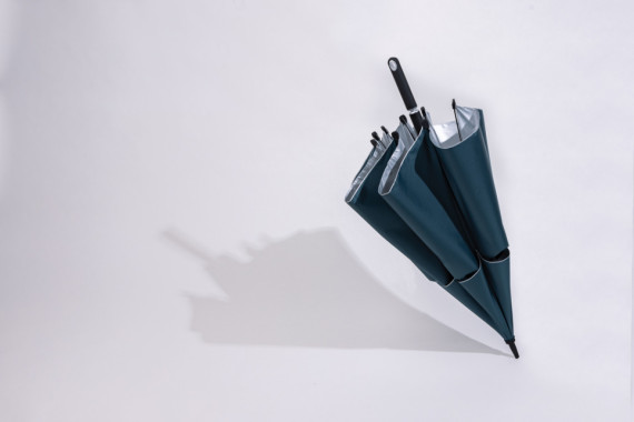 27" deštník Hurricane z RPET AWARE™