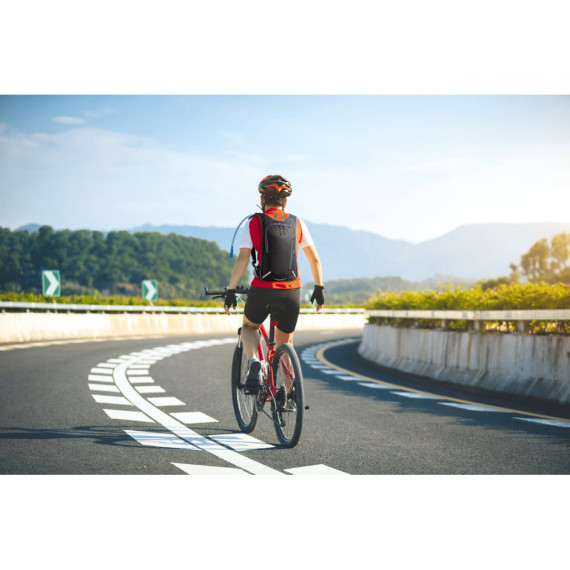 MOUNTI. Sportovní batoh 420D s nádrží na vodu 2 L