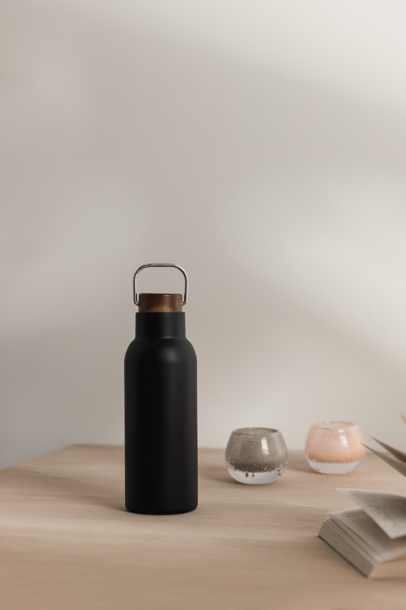 Termo lahev VINGA Ciro 580ml z RCS recykl. oceli