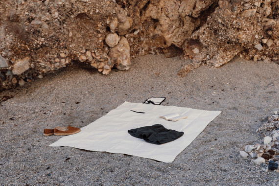 Plážová pikniková deka VINGA Volonne z recykl. canvas AWARE™