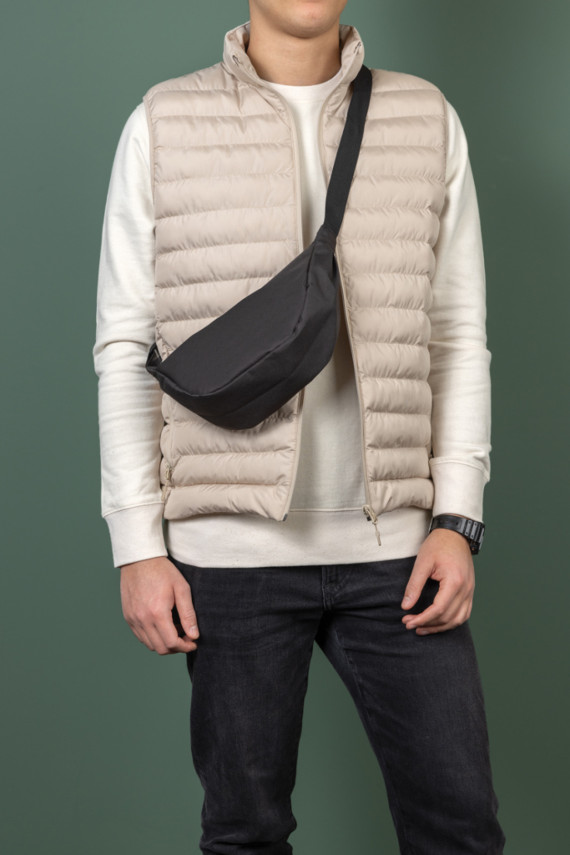 Ledvinka Crescent z RPET AWARE™