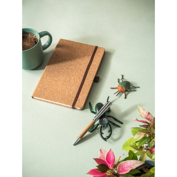 CORKO. Korkové a kovové kuličkové pero s otočným mechanismem