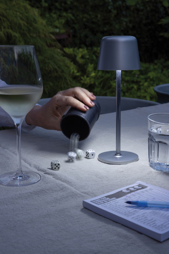 USB dobíjitelná stolní lampa Zenic z RCS recykl. plastu