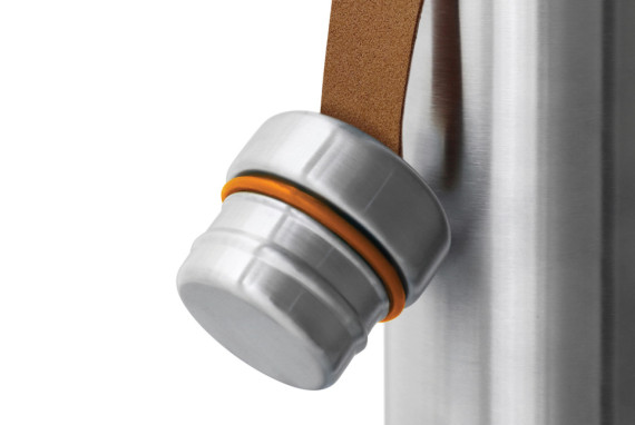 Malá termo láhev na vodu 500ml Black+Blum