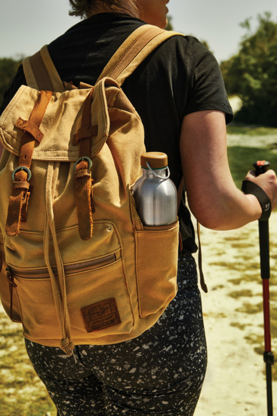 Ocelová láhev na vodu 600ml Black+Blum