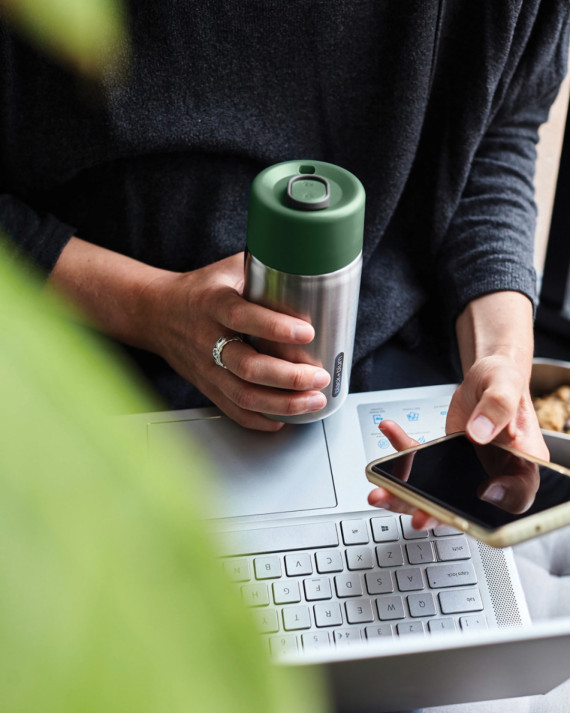 Cestovní nerezový termo hrnek 340ml Black+Blum