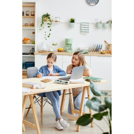 LEWIS. Samolepící štítky se 7 sadami