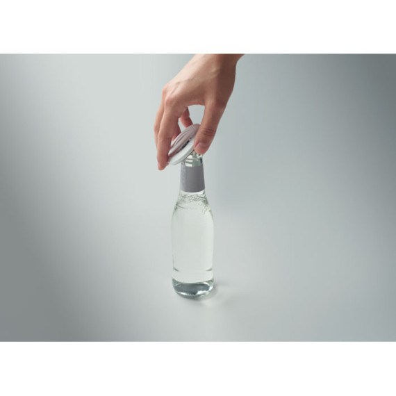 DOSENUNO, Držák telefonu s otvírákem