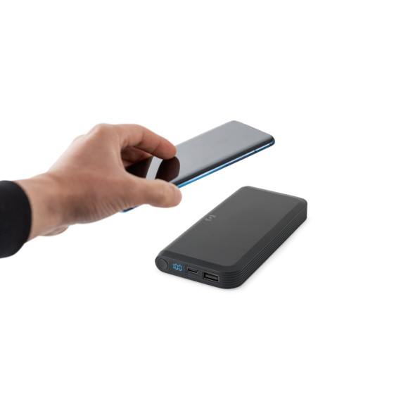 BECKER 10. Powerbanka 10 000 mAh z recyklovaného ABS (100% rABS) s 15W superrychlou bezdrátovou nabíječkou