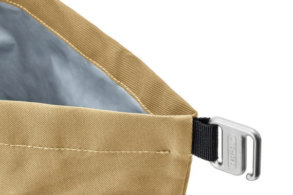 Izolovaná/chladící taška na oběd 6,7l Black+Blum