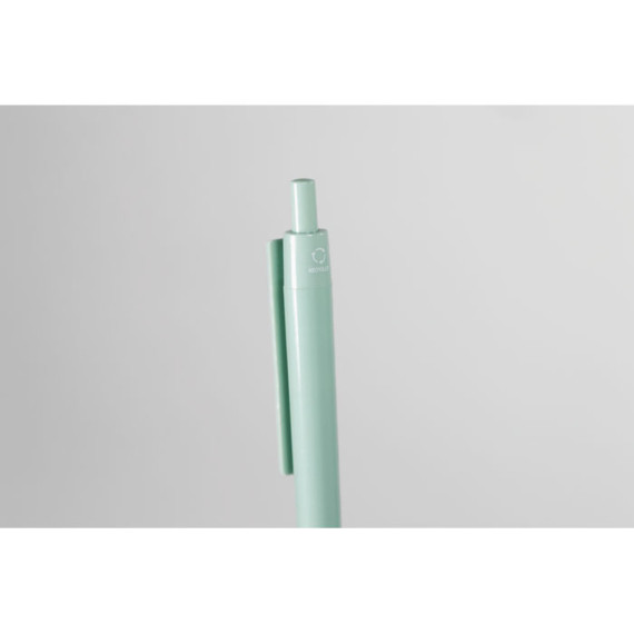 AMPLA, Propiska z recyklovaného ABS