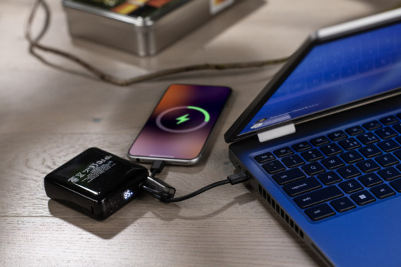 Power banka LUMERO 10000 mAh 22,5W