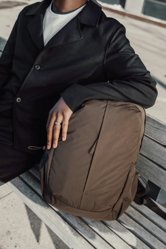 Batoh Urban KENTO z RCS recykl. nylonu s předním zipem