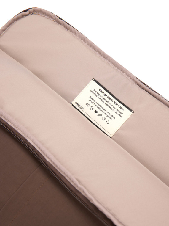 Obal na notebook 15,6” Urban KENTO z RCS recykl. nylonu