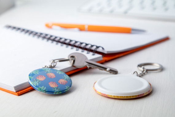 KeyBadge Mini přívěšek na klíče s plackou